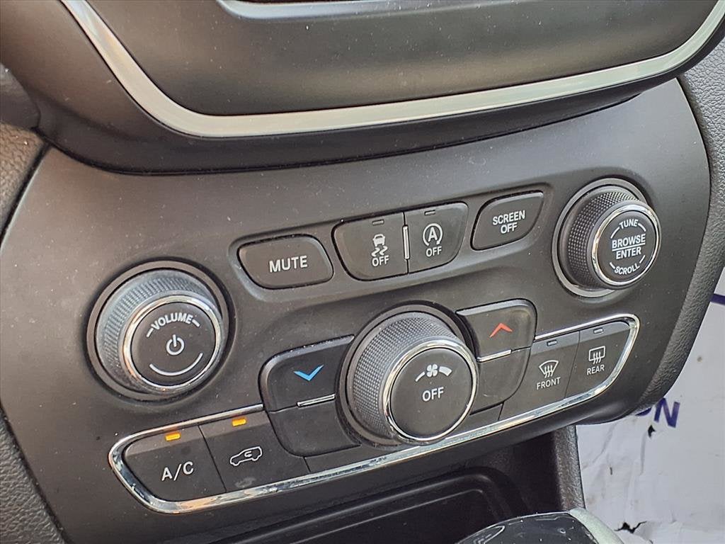 2021 Jeep Cherokee Altitude