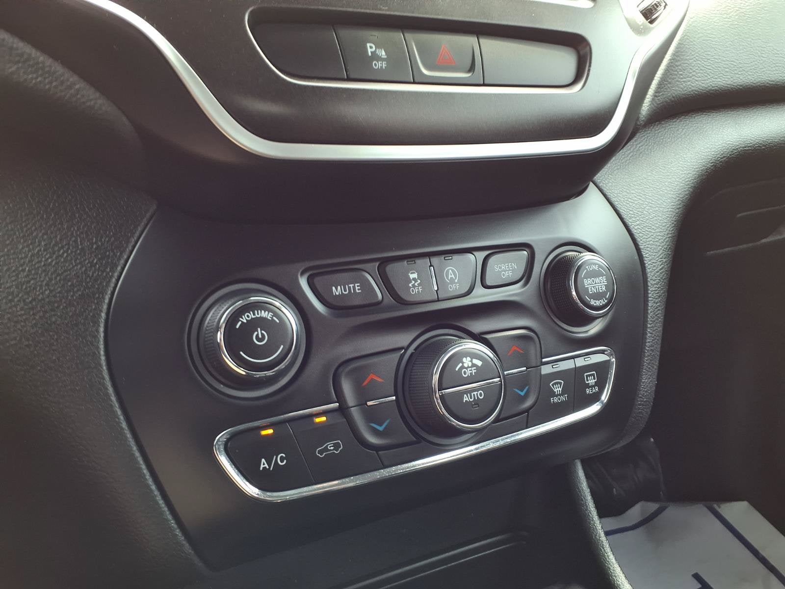 2019 Jeep Cherokee Trailhawk
