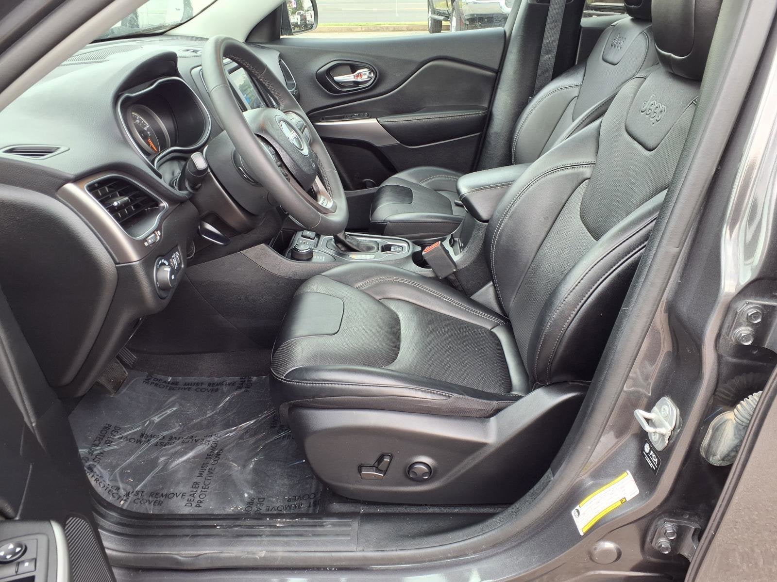 2022 Jeep Cherokee Latitude Lux