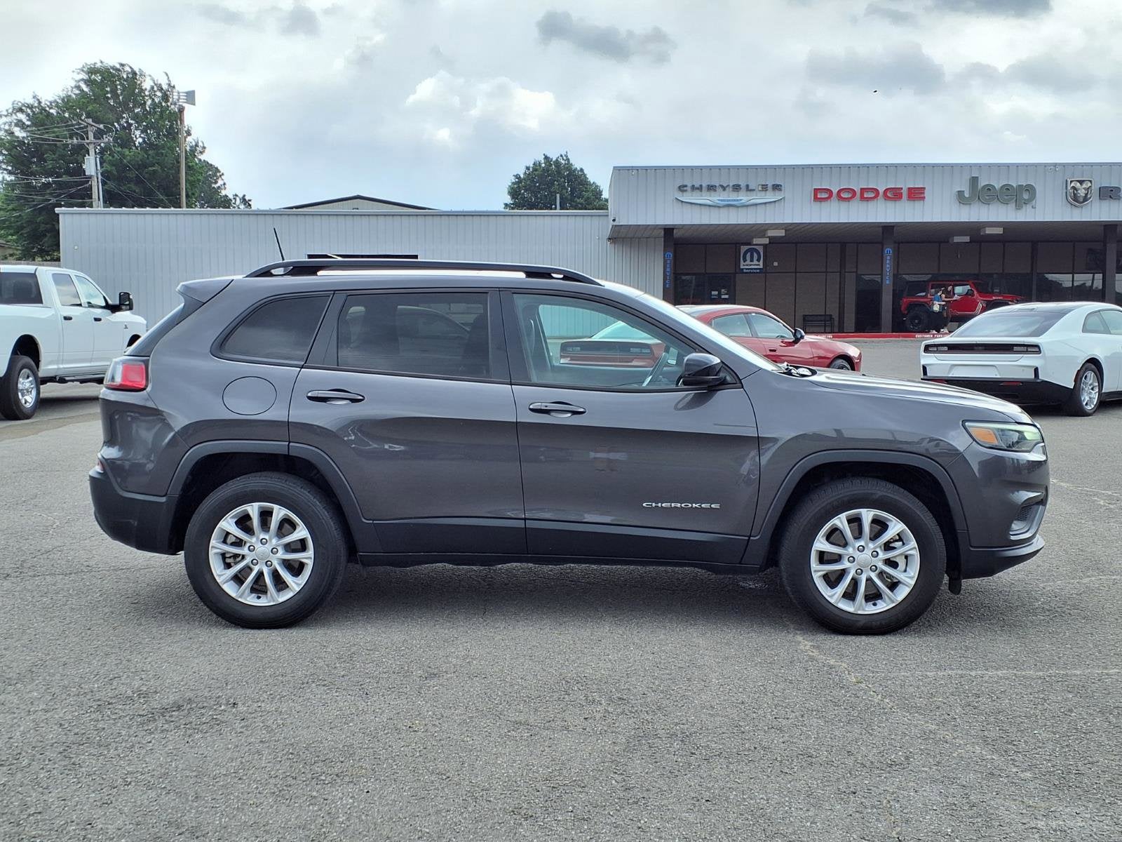 2022 Jeep Cherokee Latitude Lux