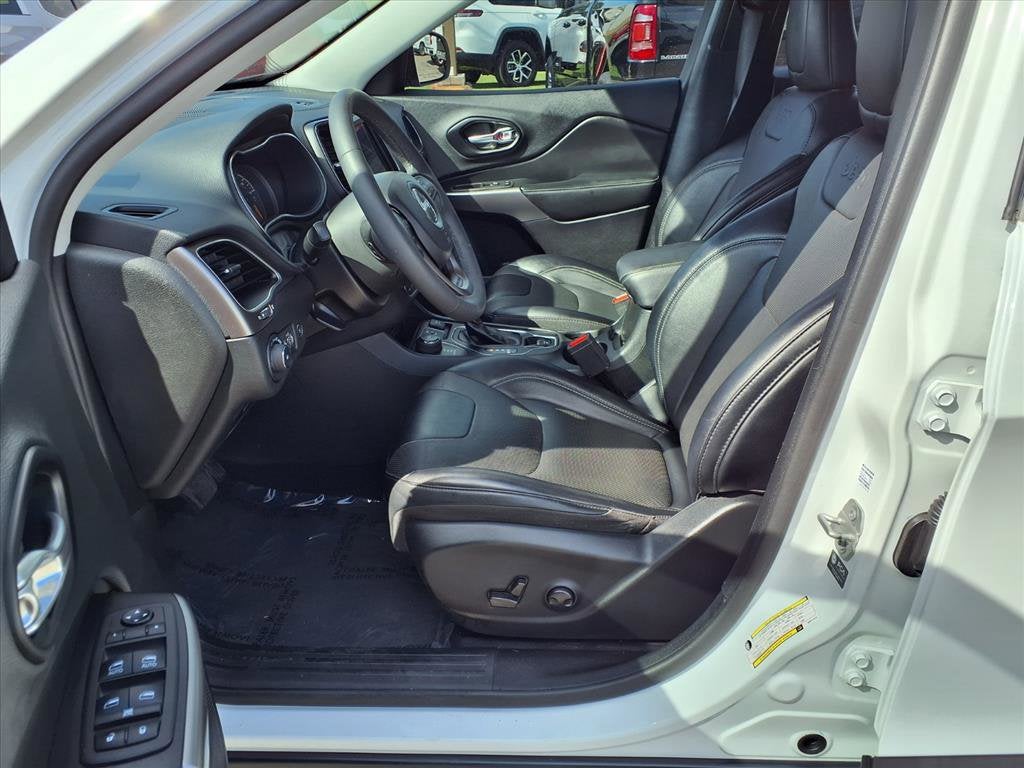 2022 Jeep Cherokee Latitude Lux