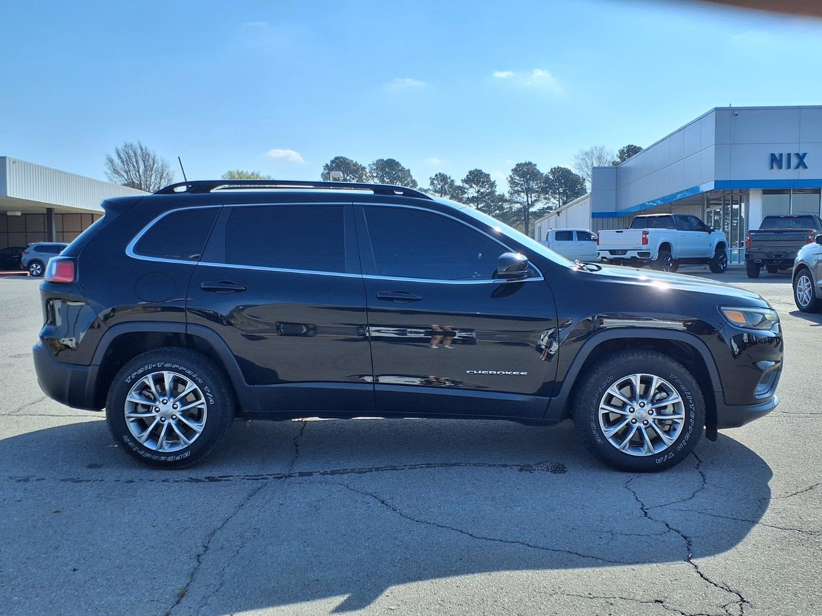 2022 Jeep Cherokee Latitude Lux