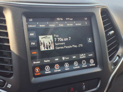 2022 Jeep Cherokee Latitude Lux