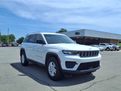 2023 Jeep Grand Cherokee Laredo
