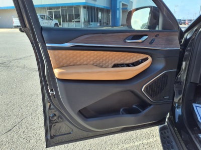 2024 Jeep Grand Cherokee Summit