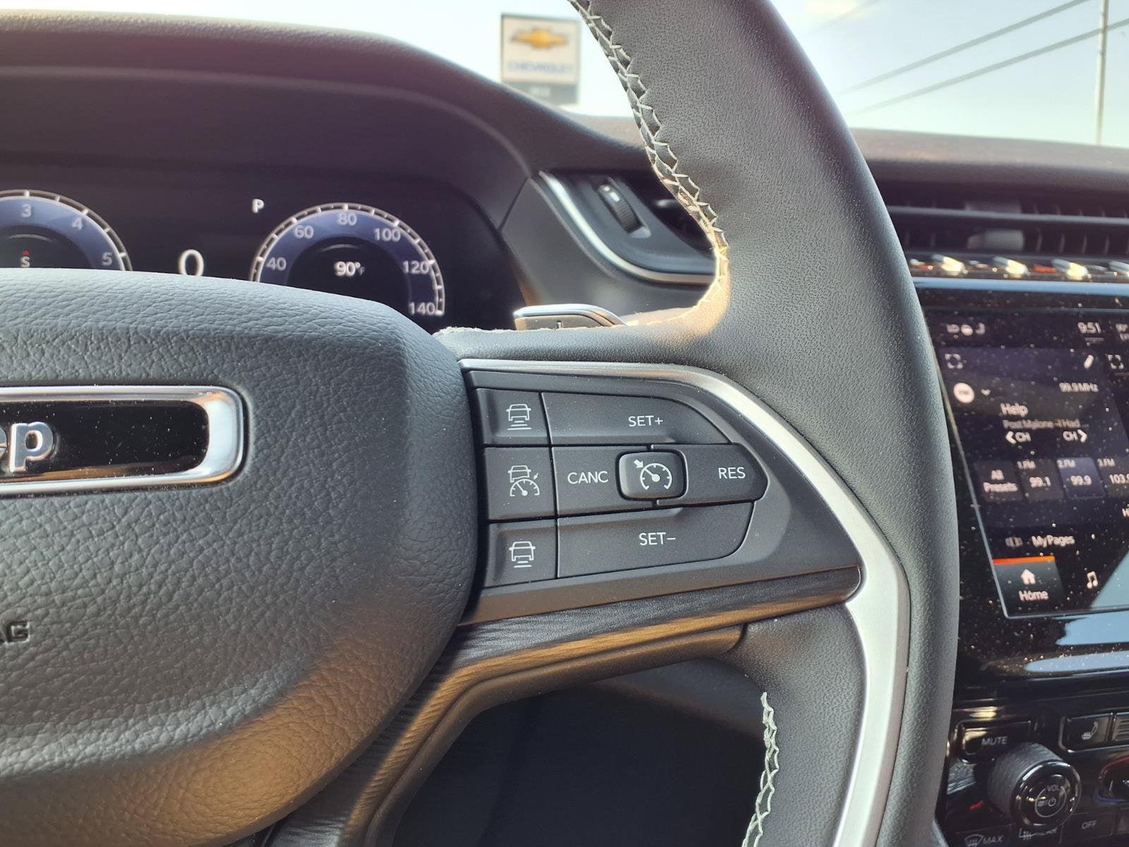 2025 Jeep Grand Cherokee L Laredo