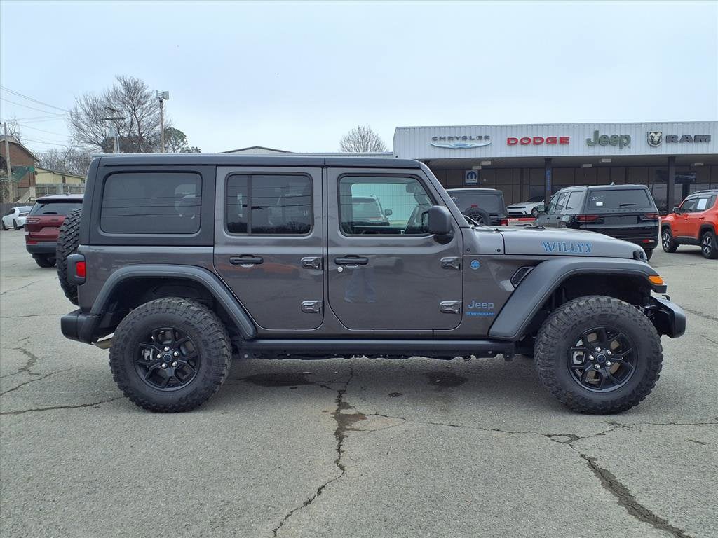 2025 Jeep Wrangler 4xe Willys