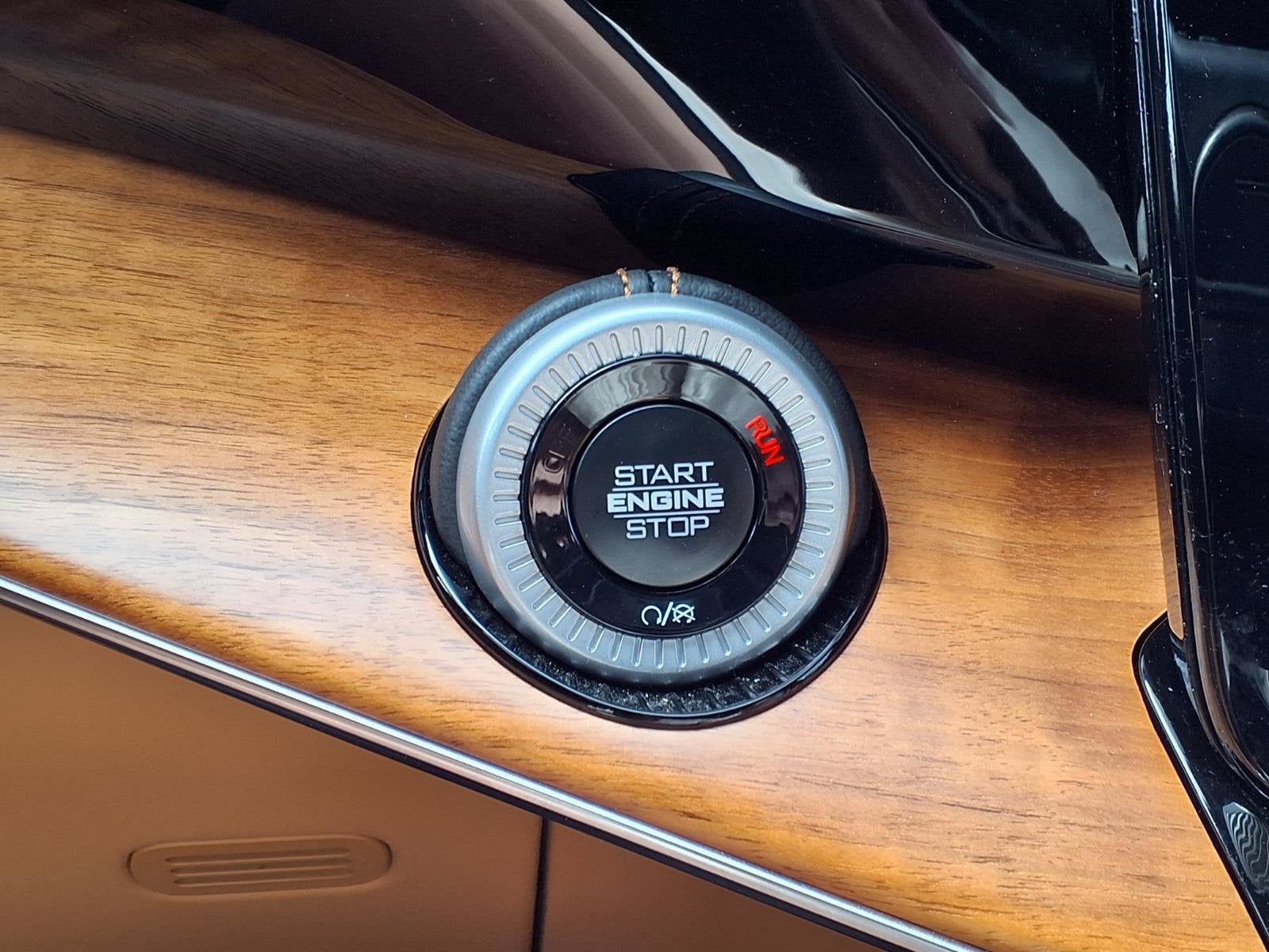 2024 Jeep Grand Wagoneer Series III