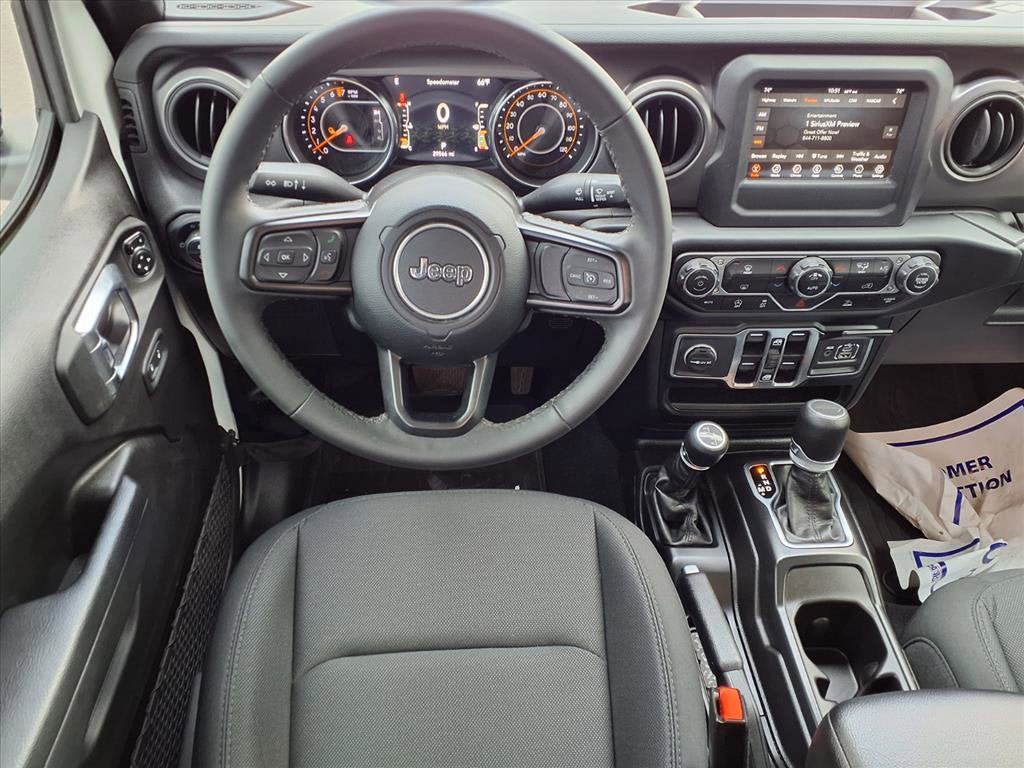 2023 Jeep Gladiator Sport S photo 3