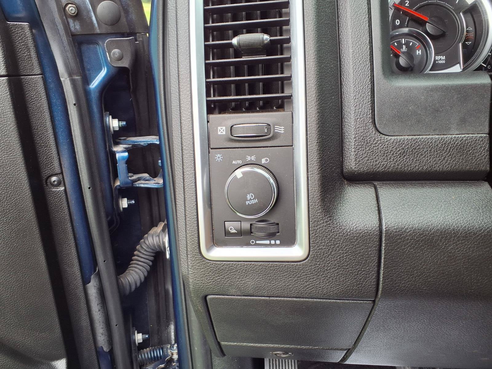 2021 RAM 1500 Classic SLT