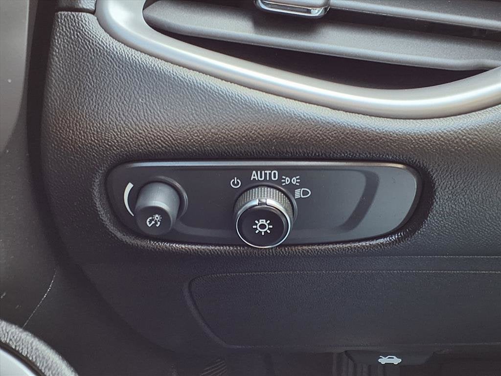 2025 Chevrolet Malibu LS