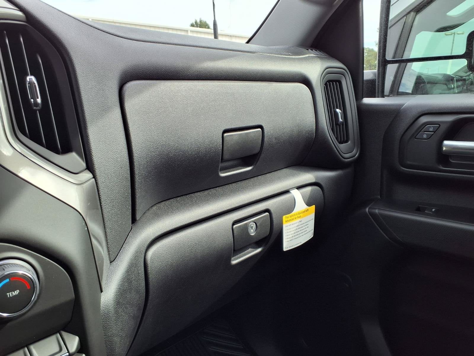 2026 Chevrolet Silverado 2500 HD Custom - Photo 9