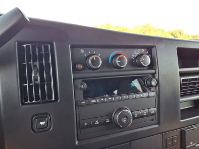 2026 GMC Savana Passenger LT