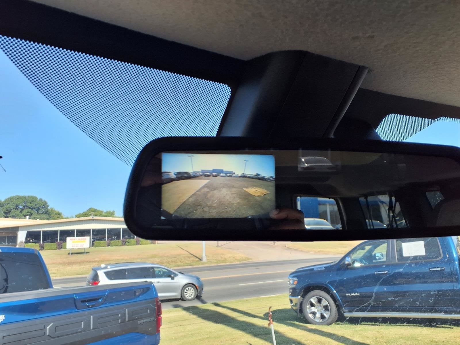 2026 GMC Savana Passenger LT