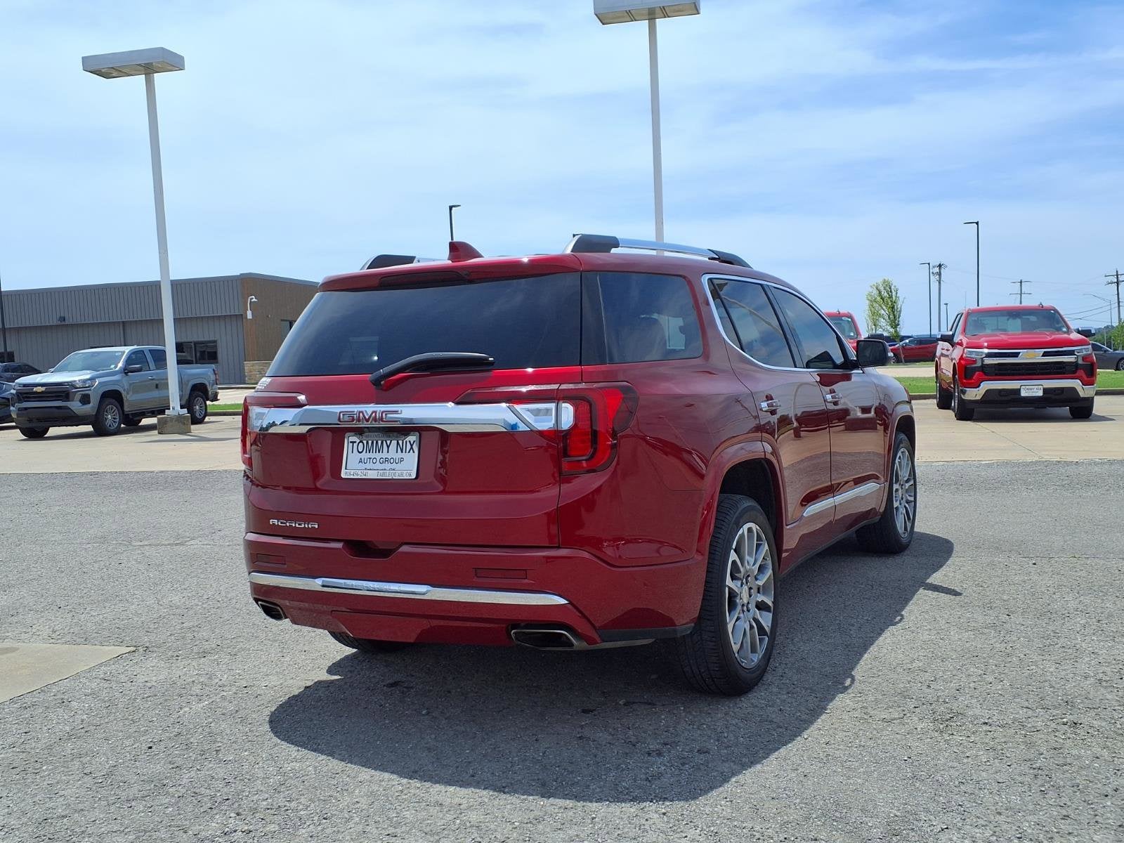2023 GMC Acadia Denali