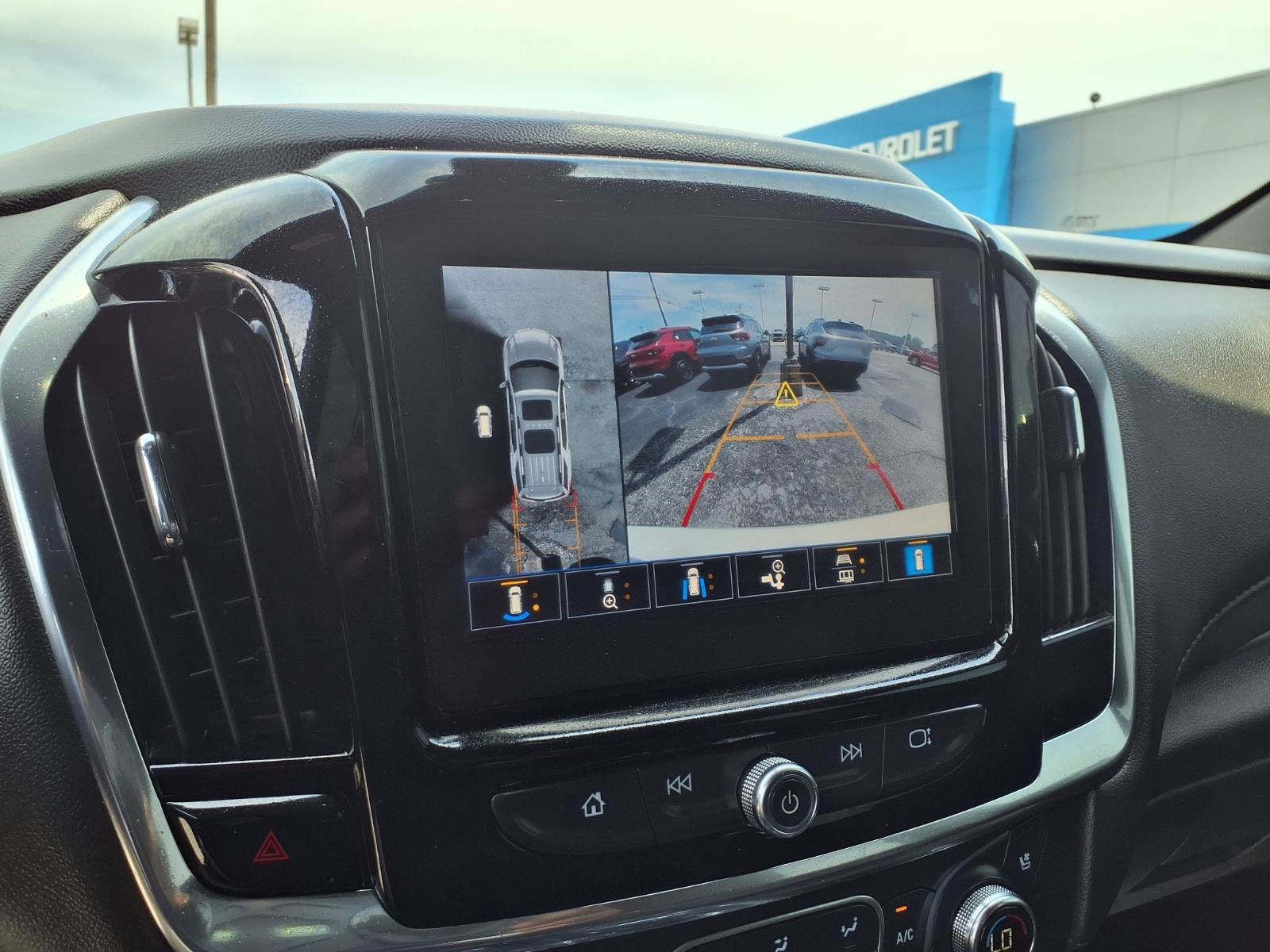 2023 Chevrolet Traverse High Country