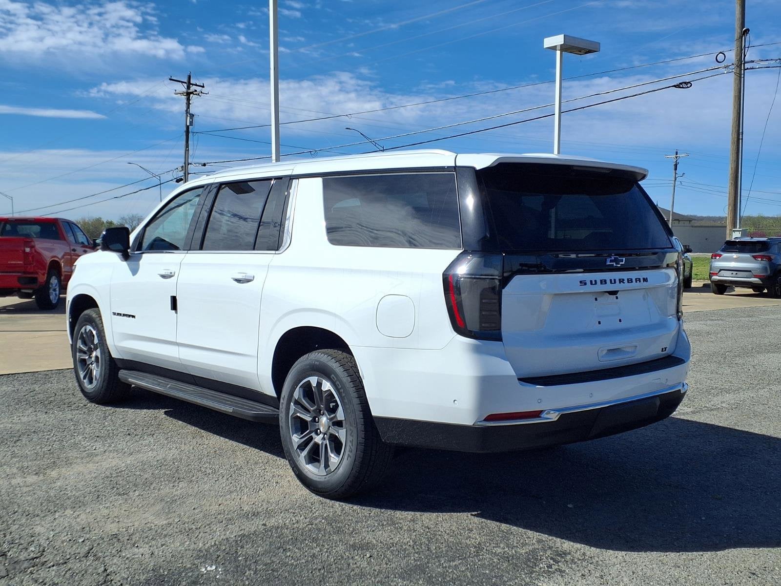 2026 Chevrolet Suburban LT