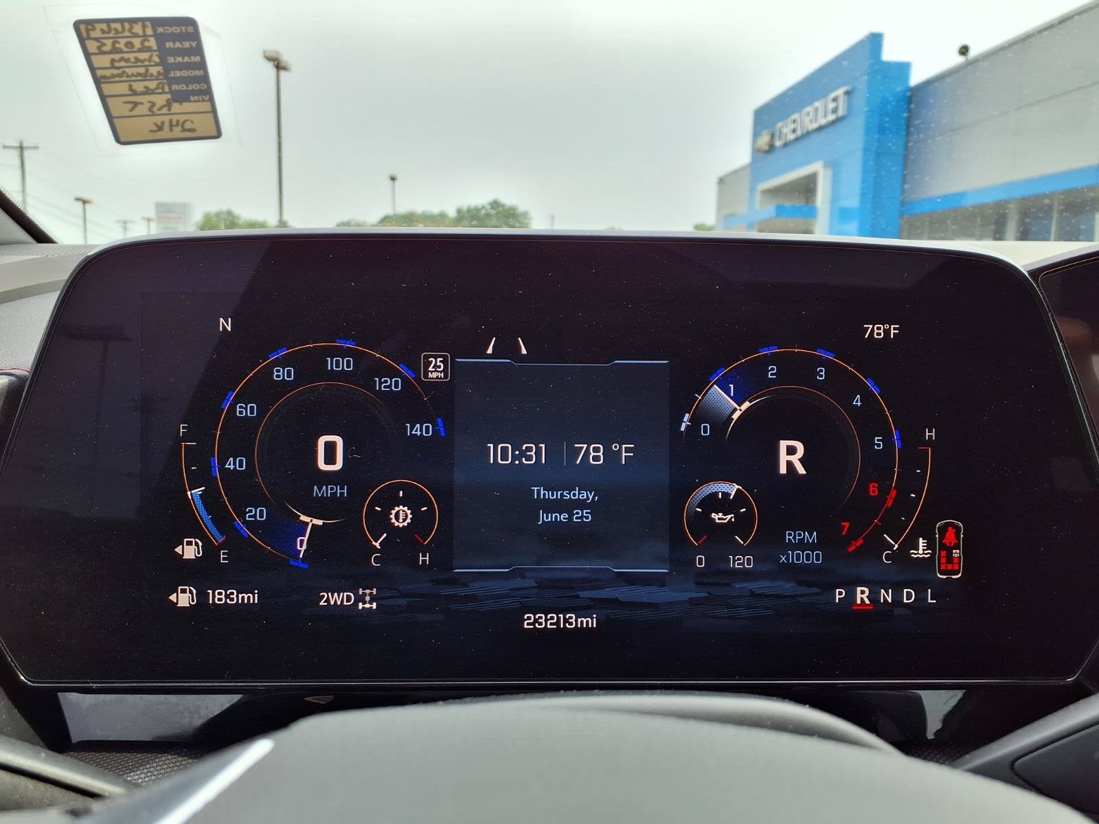 2025 Chevrolet Suburban RST