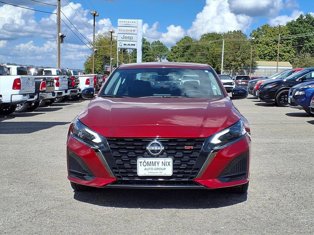 2025 Nissan Altima SR