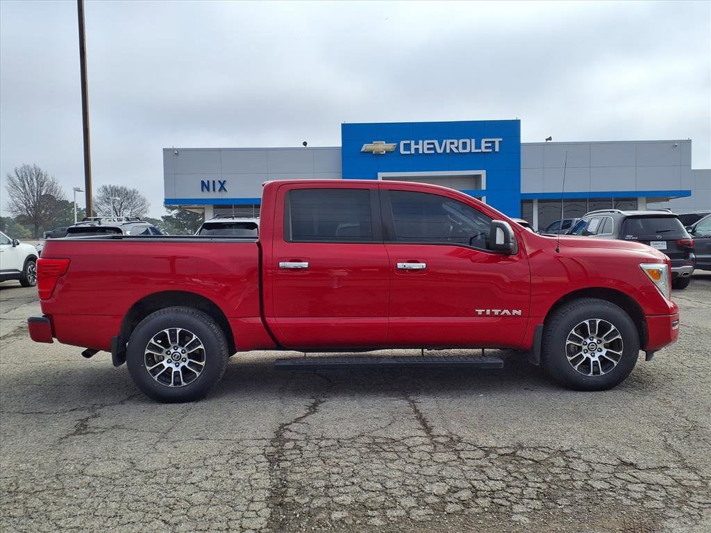 2021 Nissan Titan SV