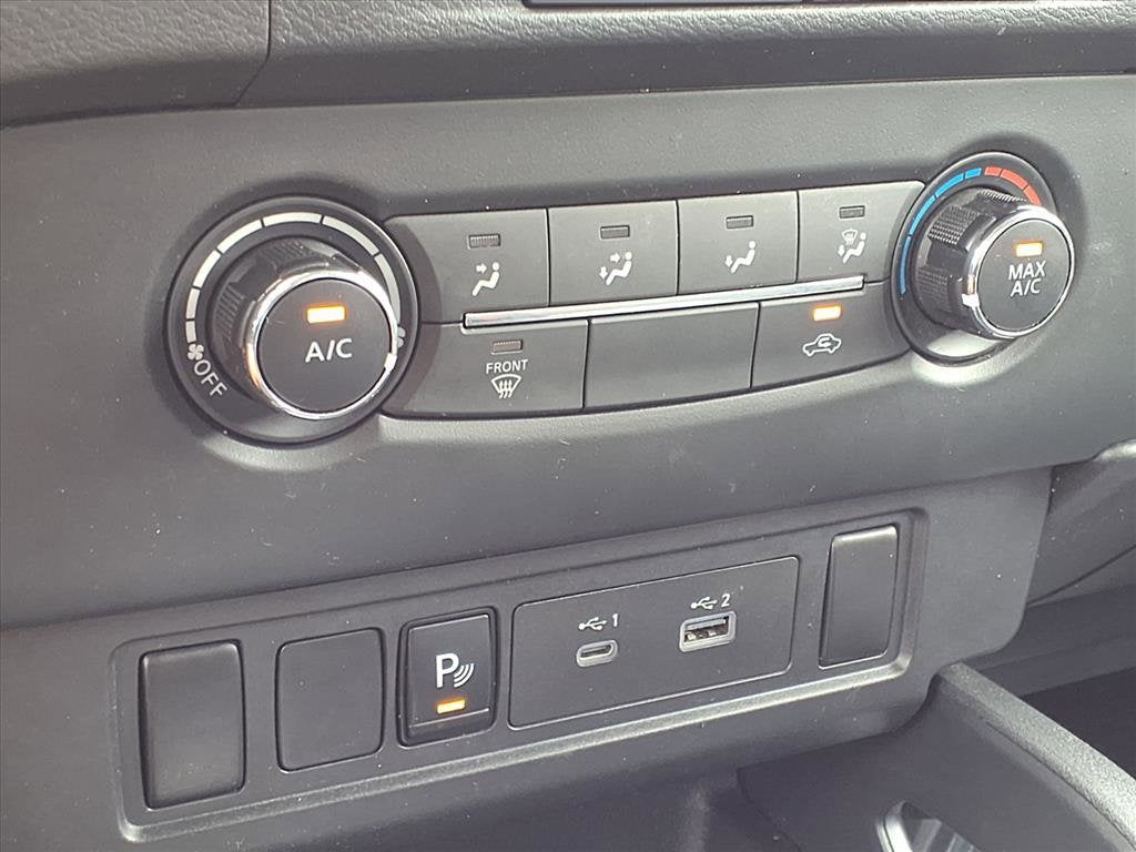 2022 Nissan Frontier S