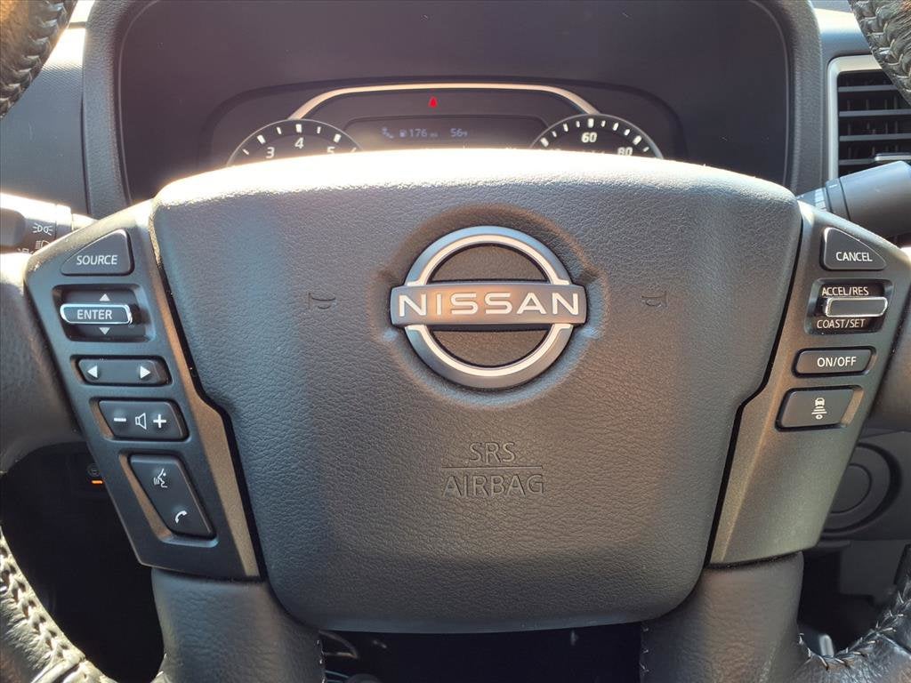 2024 Nissan Frontier SV