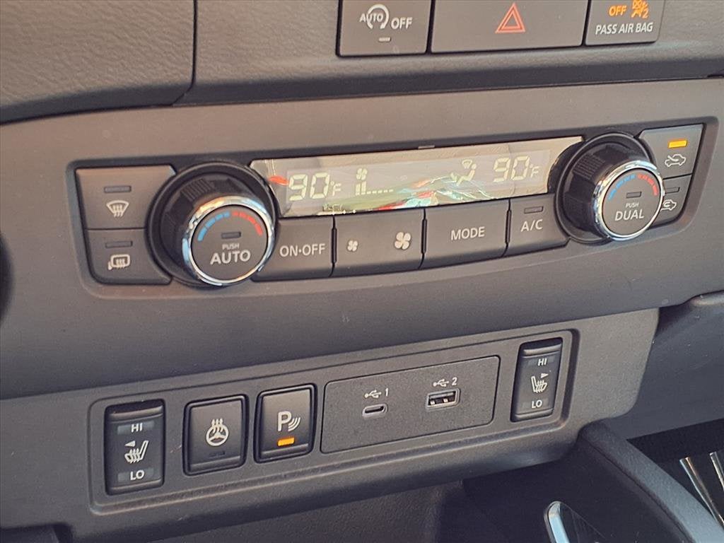 2024 Nissan Frontier SV