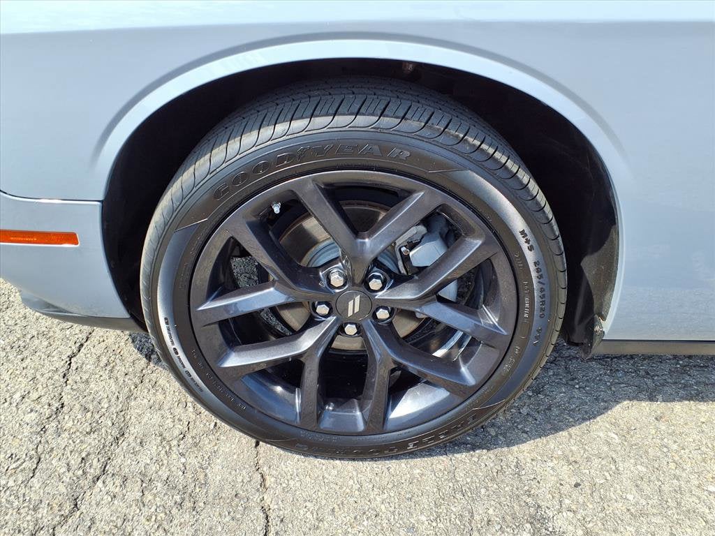 2022 Dodge Challenger SXT