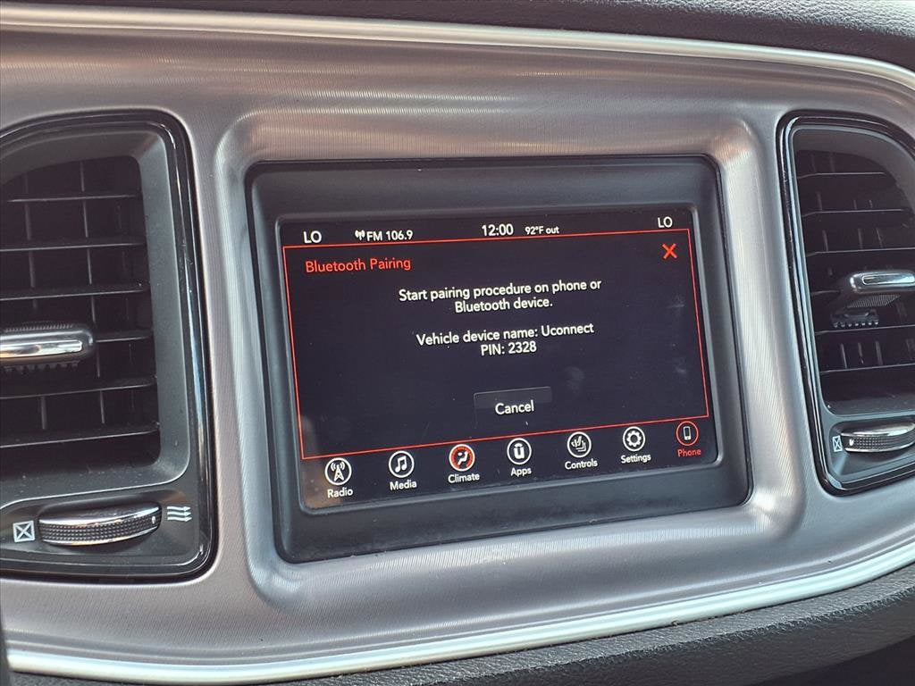 2022 Dodge Challenger SXT