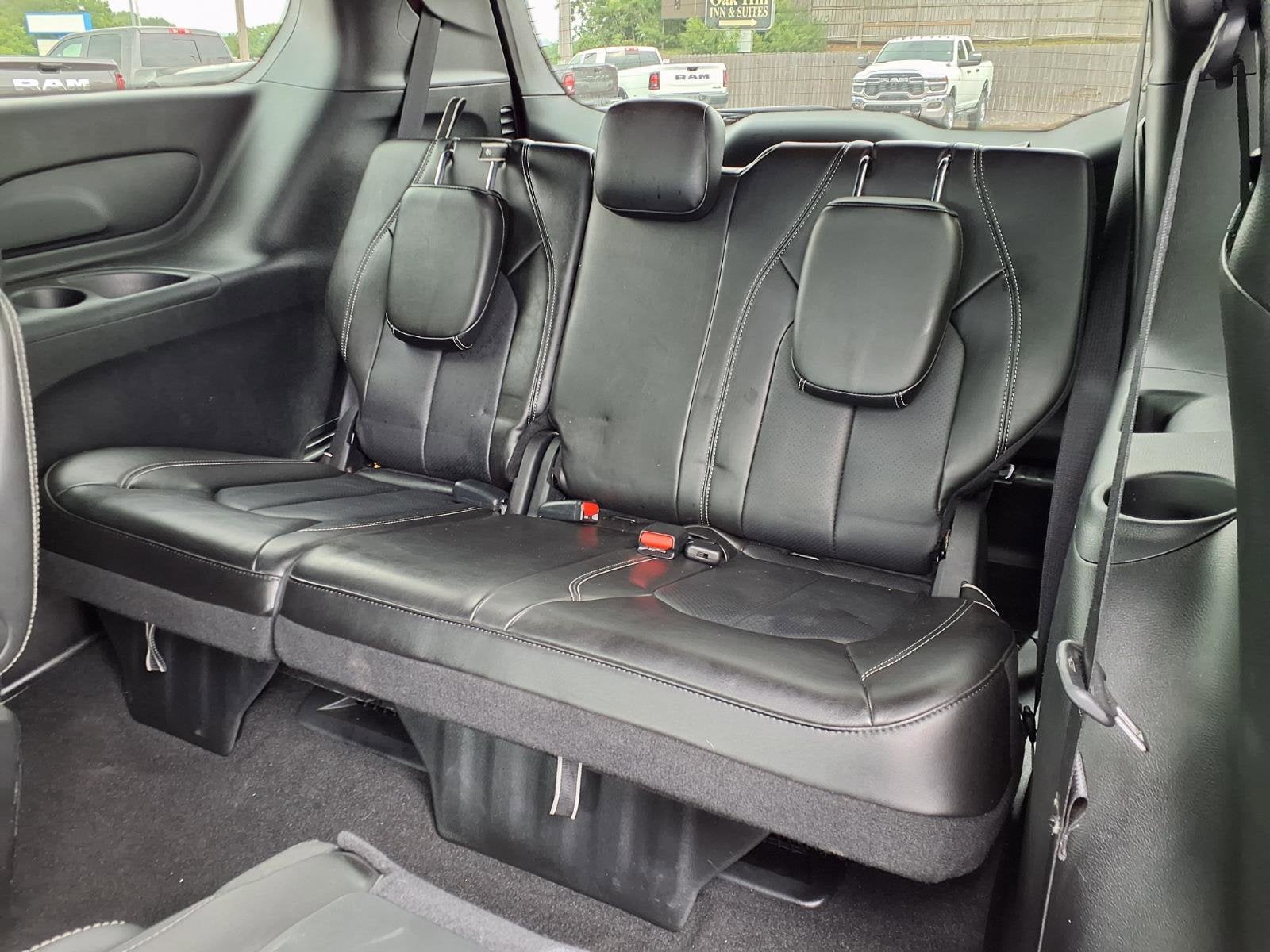 2025 Chrysler Voyager LX