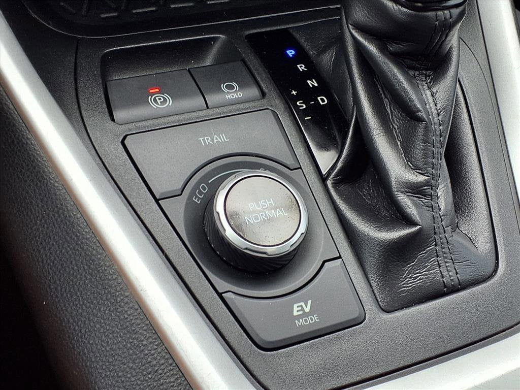 2020 Toyota RAV4 Hybrid XSE