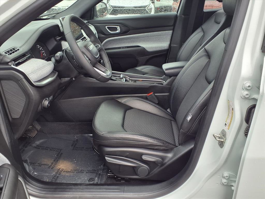 2024 Jeep COMPASS LATITUDE 4WD G7X9