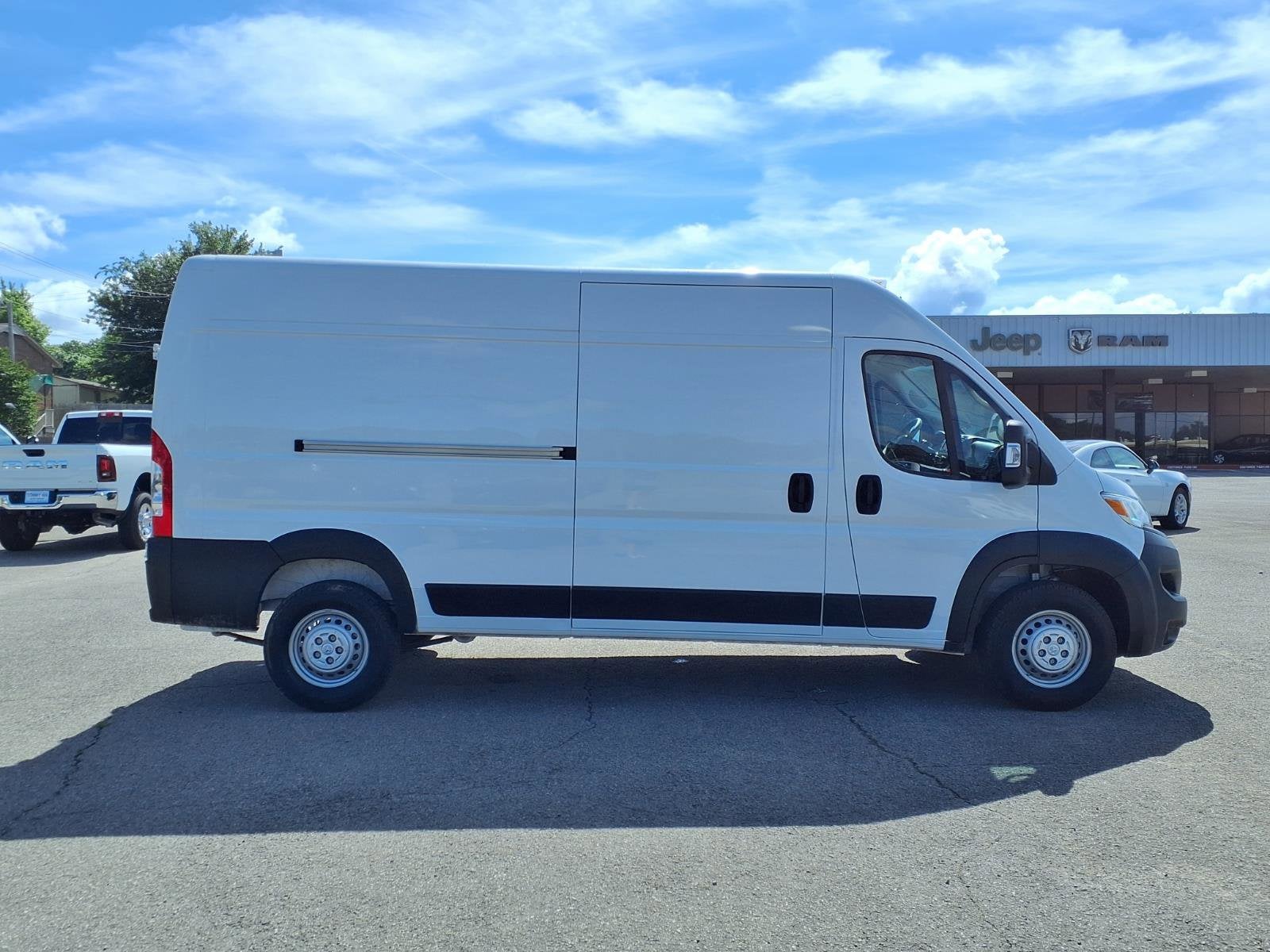 2025 RAM ProMaster Cargo Van Tradesman