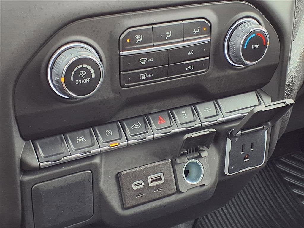 2025 Chevrolet Silverado 1500 Custom