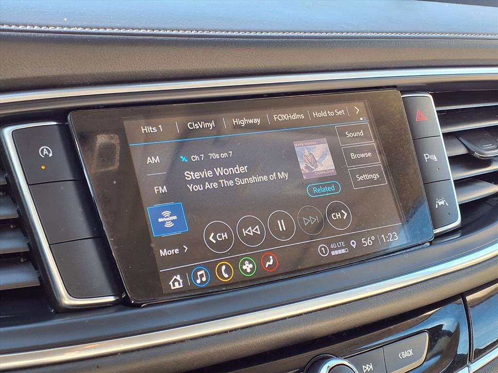 2023 Buick Enclave Essence