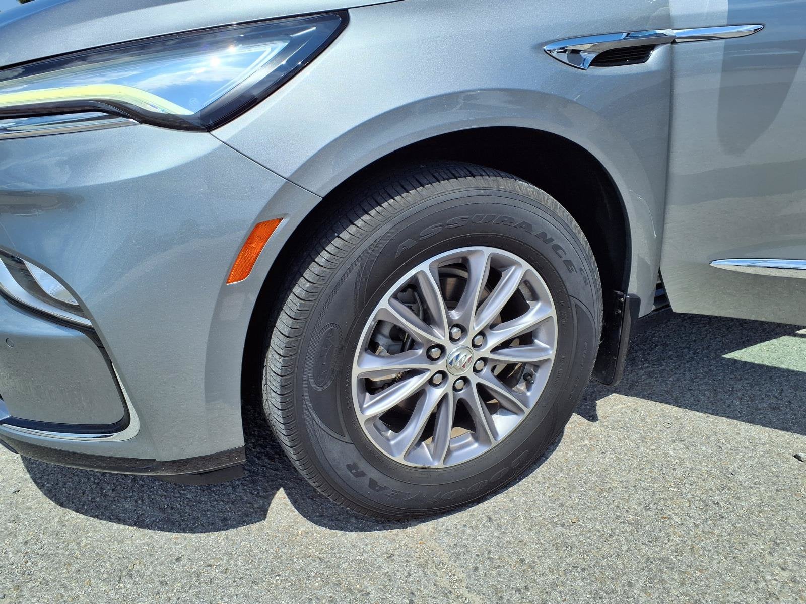 2023 Buick Enclave Premium