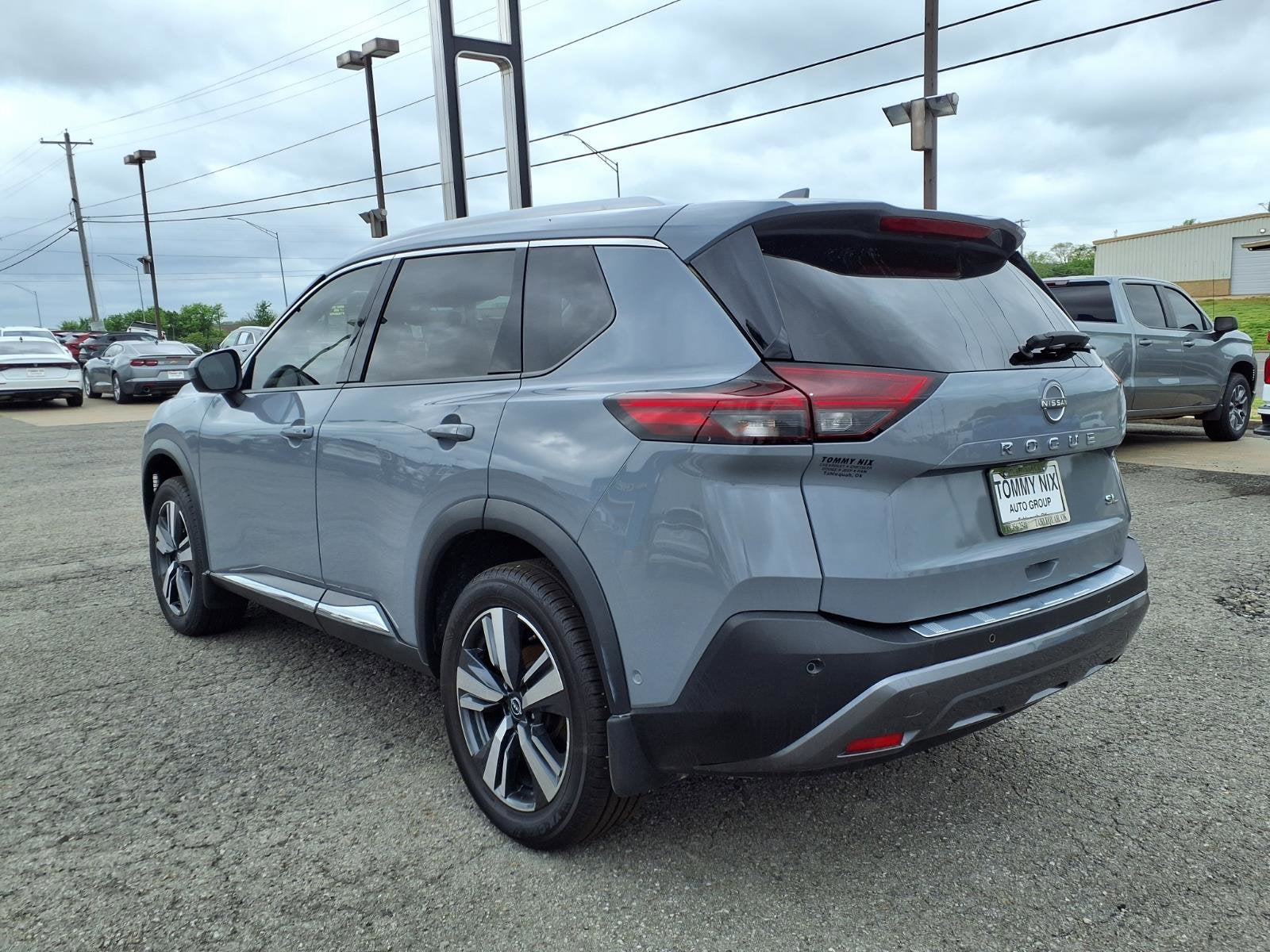 2023 Nissan Rogue SL