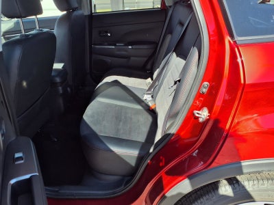 2025 Mitsubishi Outlander Sport S
