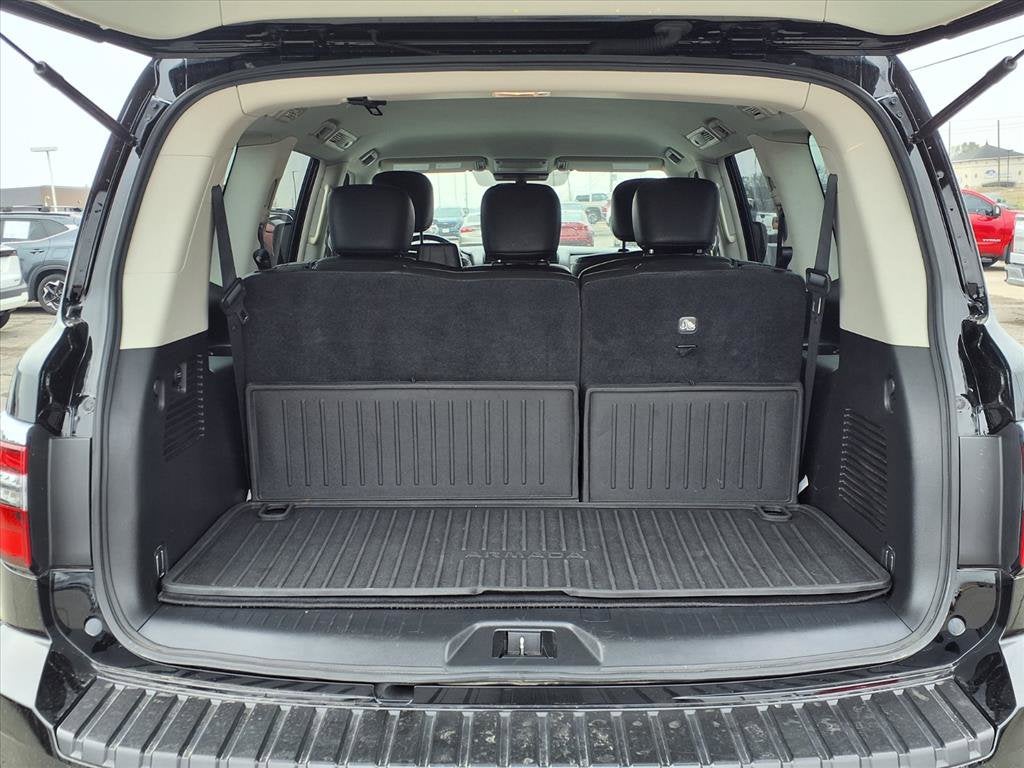 2022 Nissan Armada SV