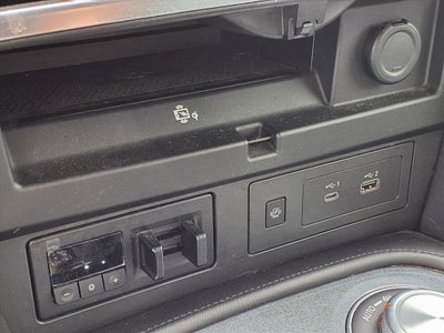 2022 Nissan Armada SV