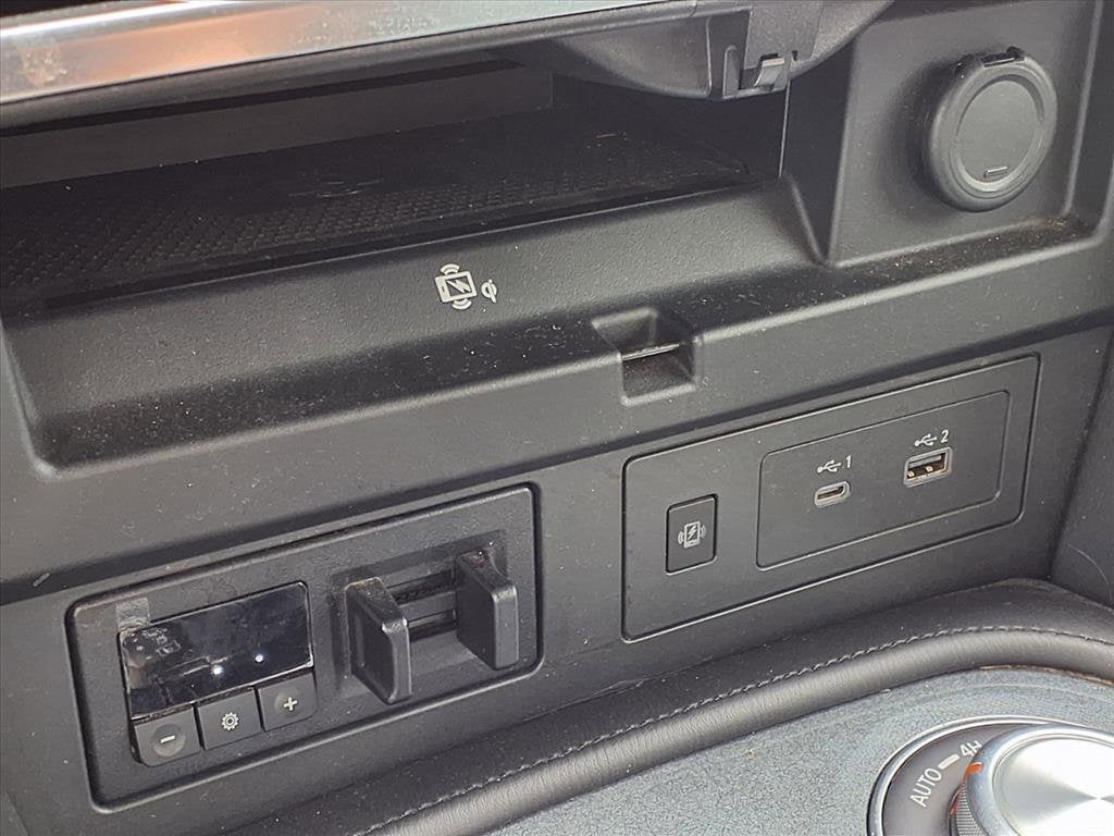 2022 Nissan Armada SV