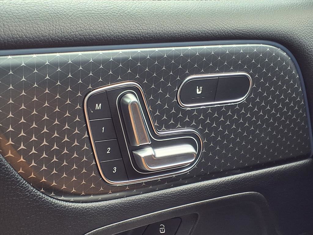 2024 Mercedes-Benz GLB GLB 250