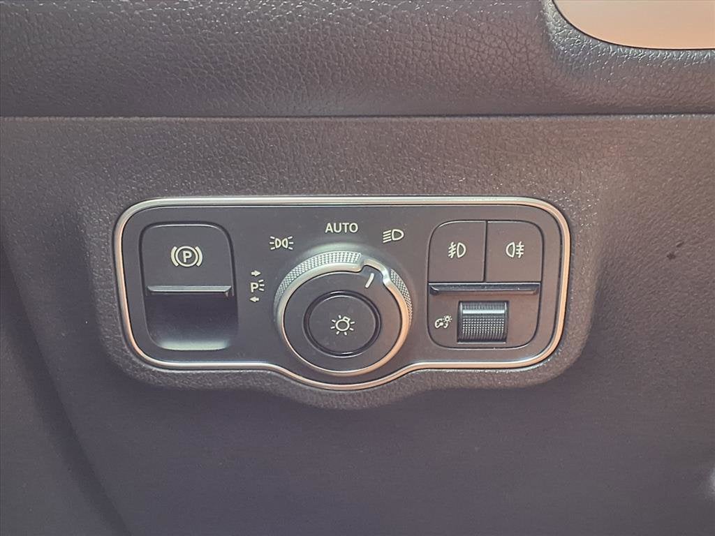 2024 Mercedes-Benz GLB GLB 250