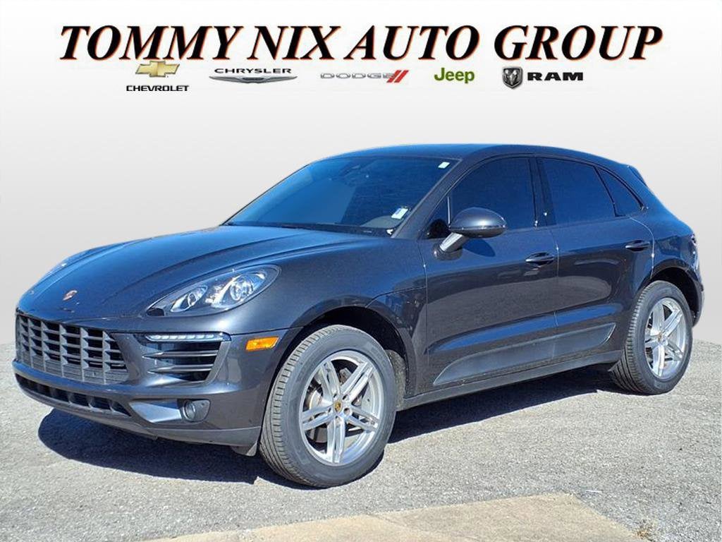 2017 Porsche Macan Base