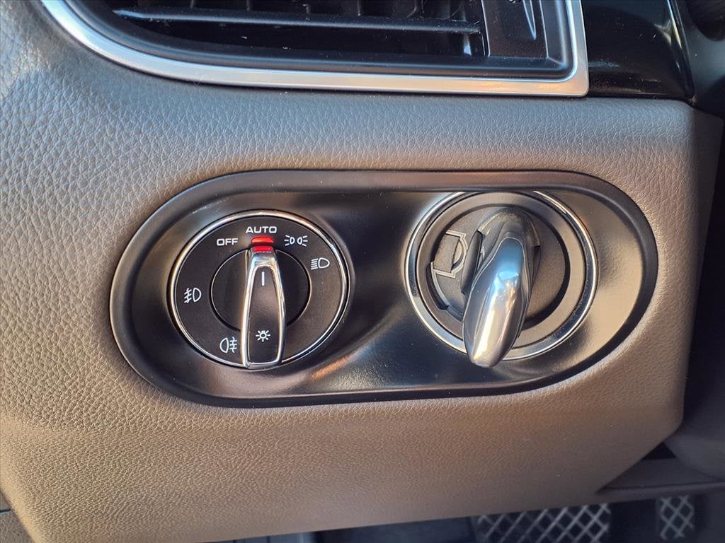 2017 Porsche Macan Base