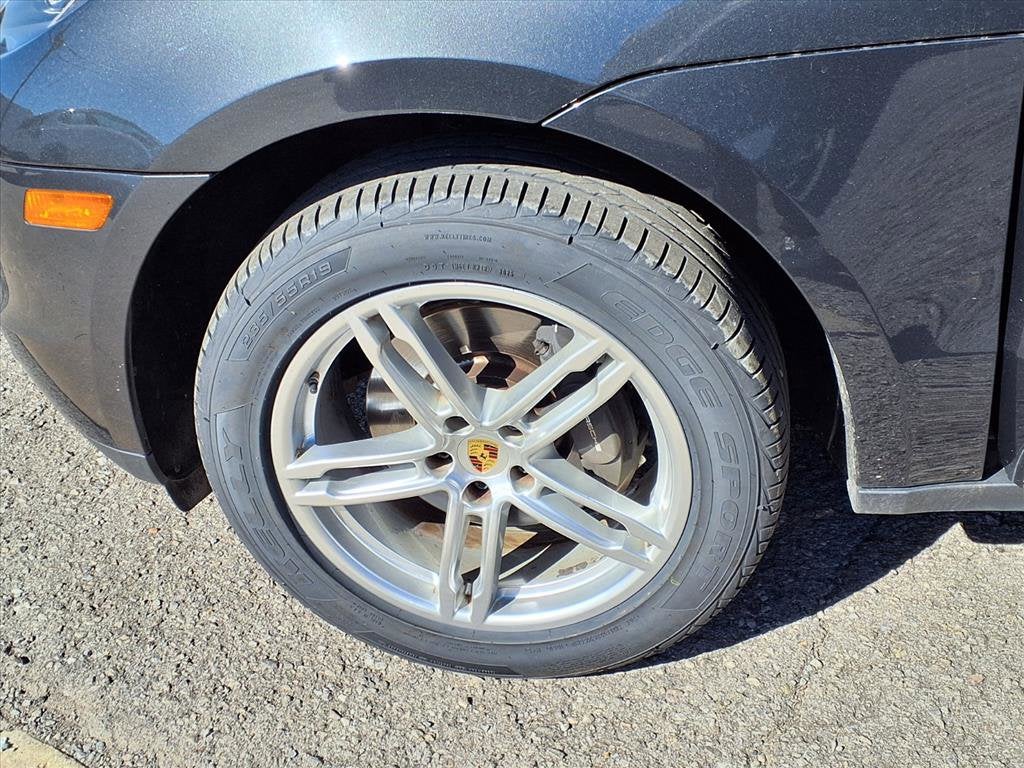 2017 Porsche Macan Base