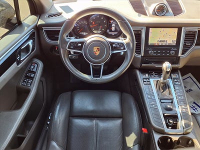 2017 Porsche Macan Base