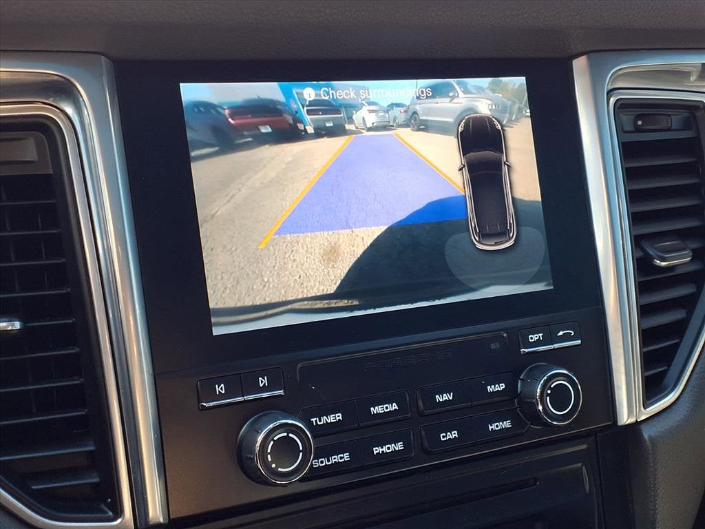 2017 Porsche Macan Base