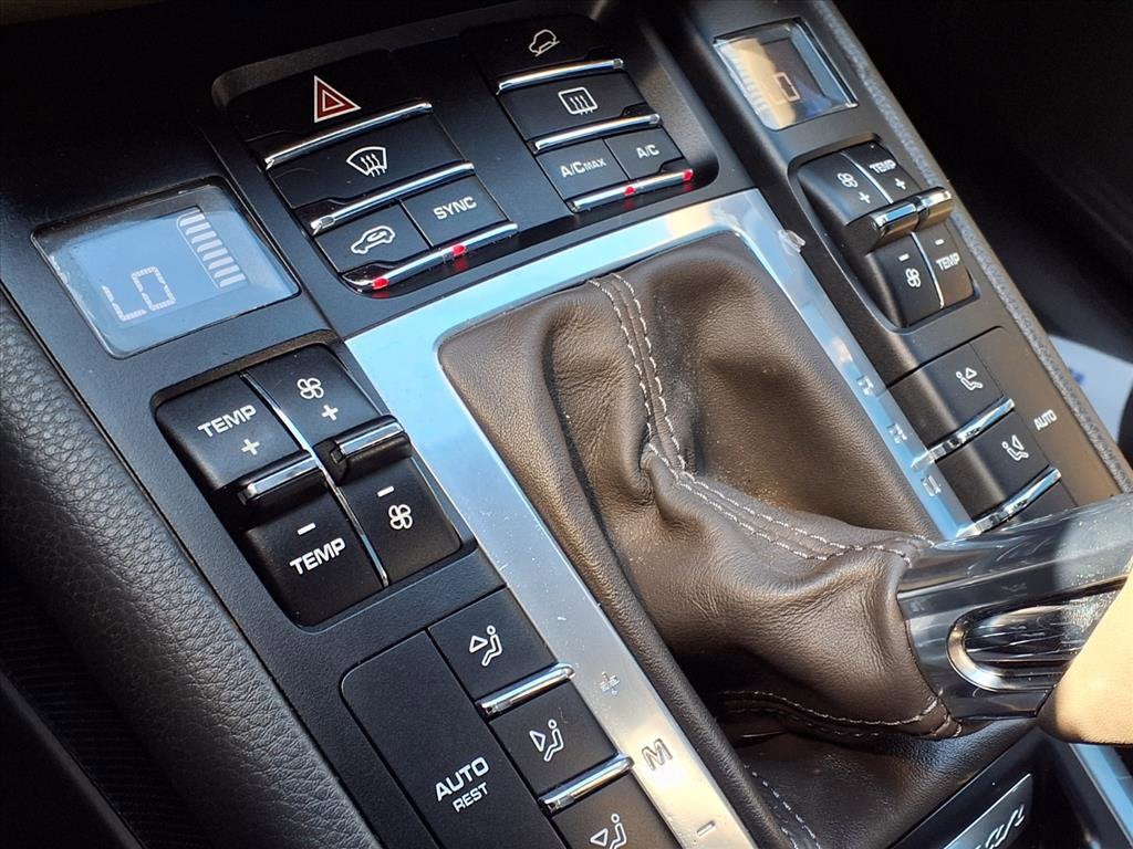 2017 Porsche Macan Base